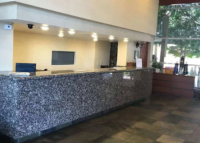 Apache 3* Tempe