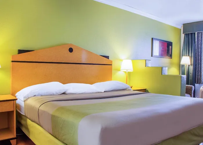 Apache Motel Tempe